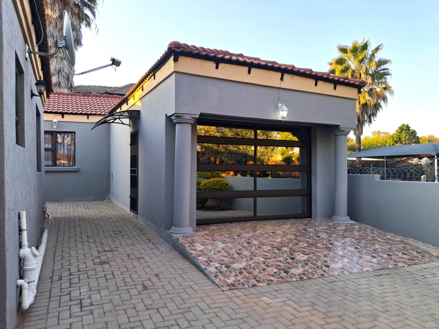 3 Bedroom Property for Sale in Elandsrand North West